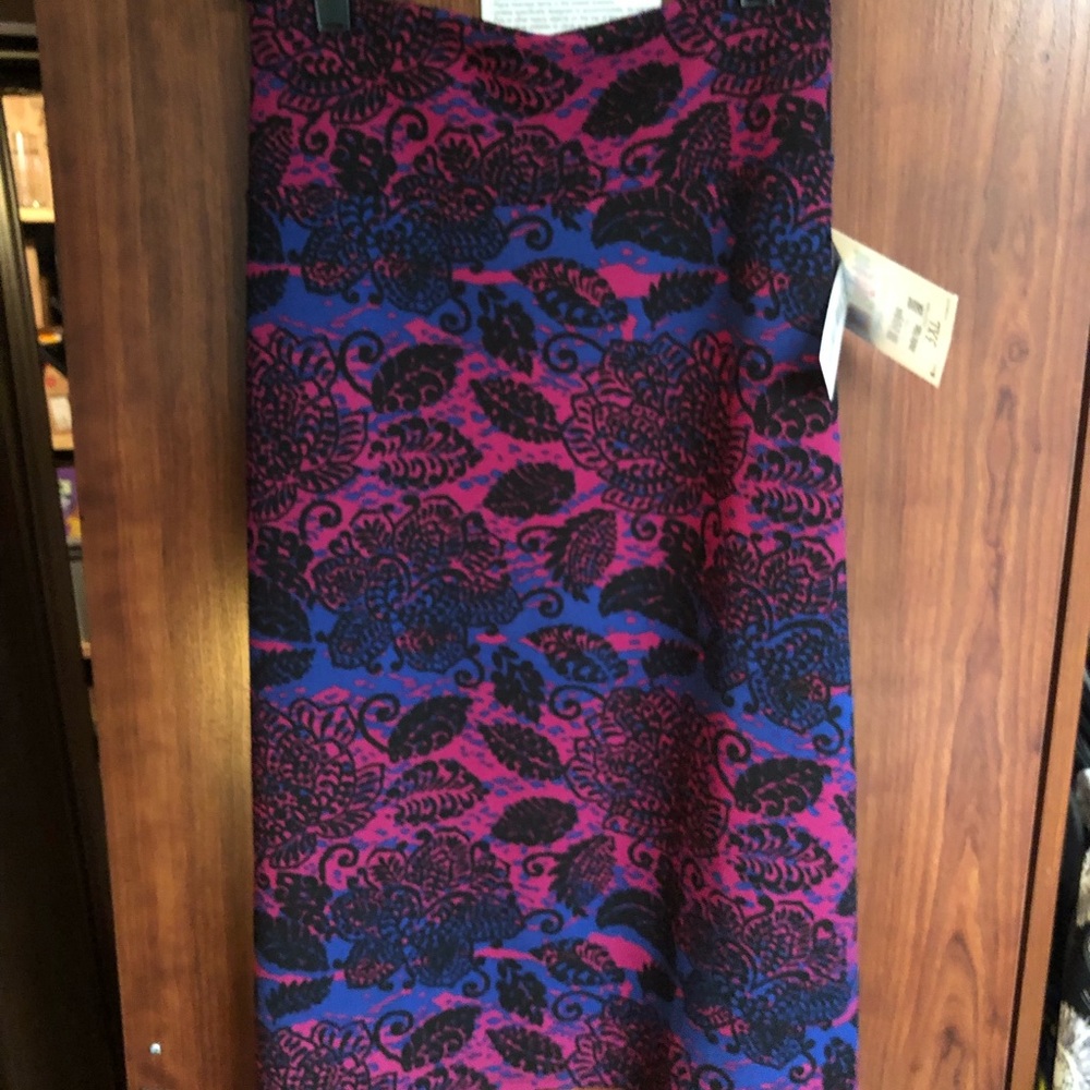 Floral Print 3x LuLaRoe Cassie